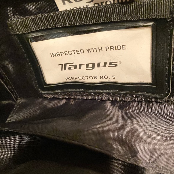 Computer 💻 IPad briefcase 6 pockets in all leather Targus 14 inches tall - Picture 6 of 9